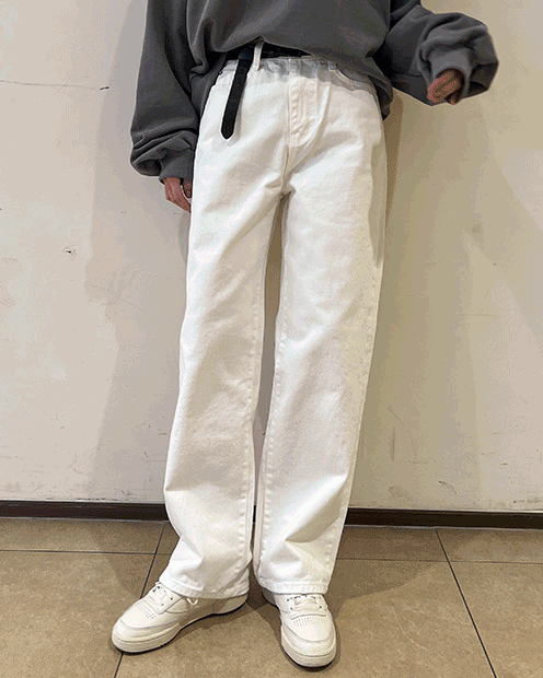White wide pants