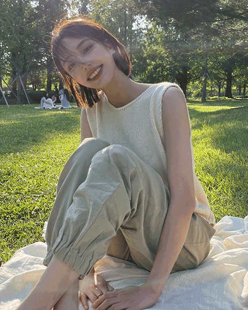 Yun open sleeveless ( 4 color )